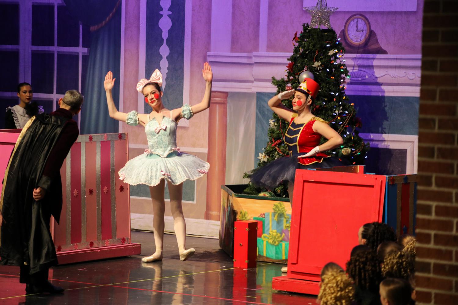 Kissing Doll (Sofia Siano) and Nutcracker (Sofie Krivitsky)